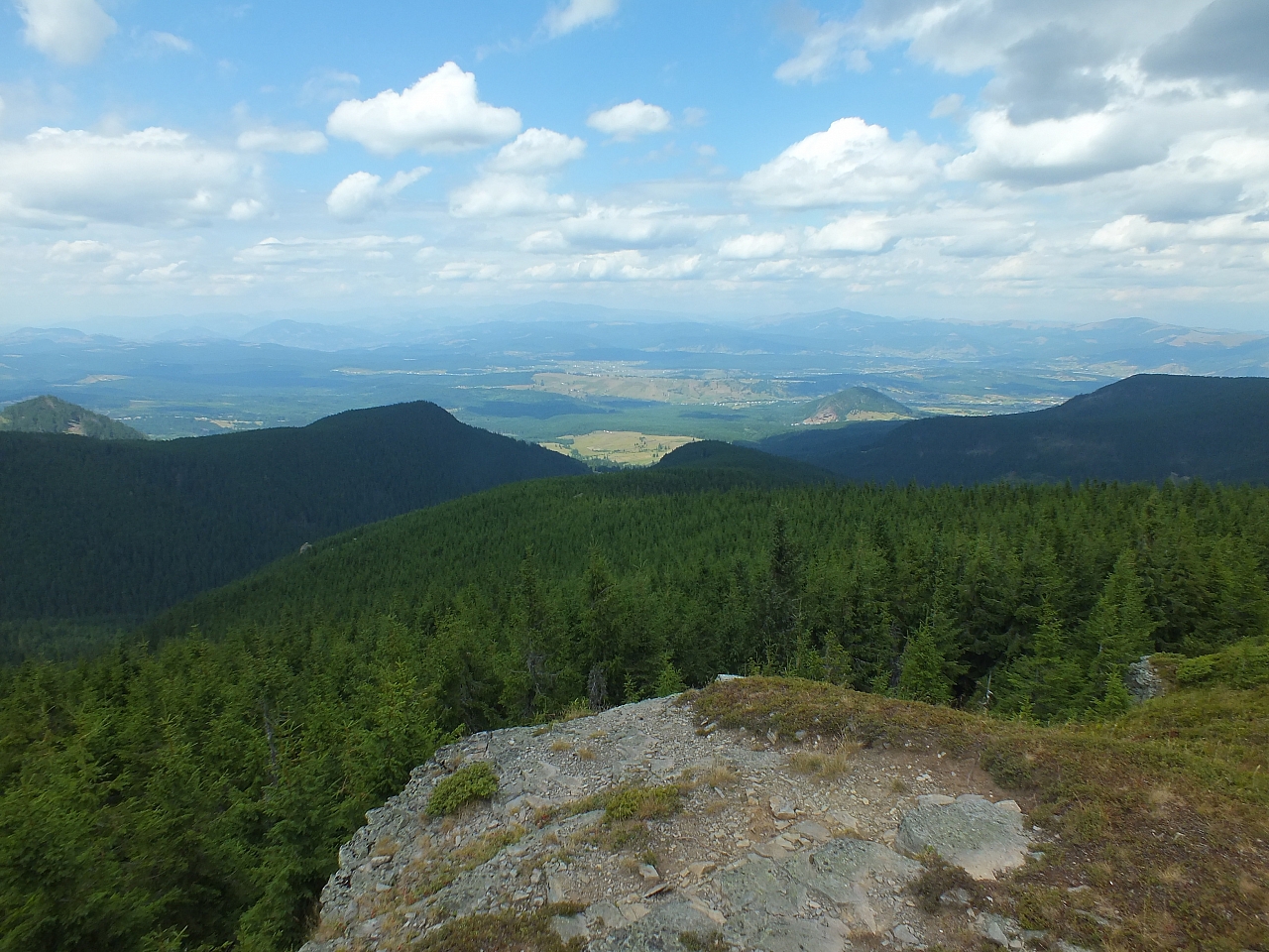 &copy; R.Thiel
09.08.2012 12:25:59
Munții Călimani (09.08.2012)
Rumänien 2012
Rumänienfotos