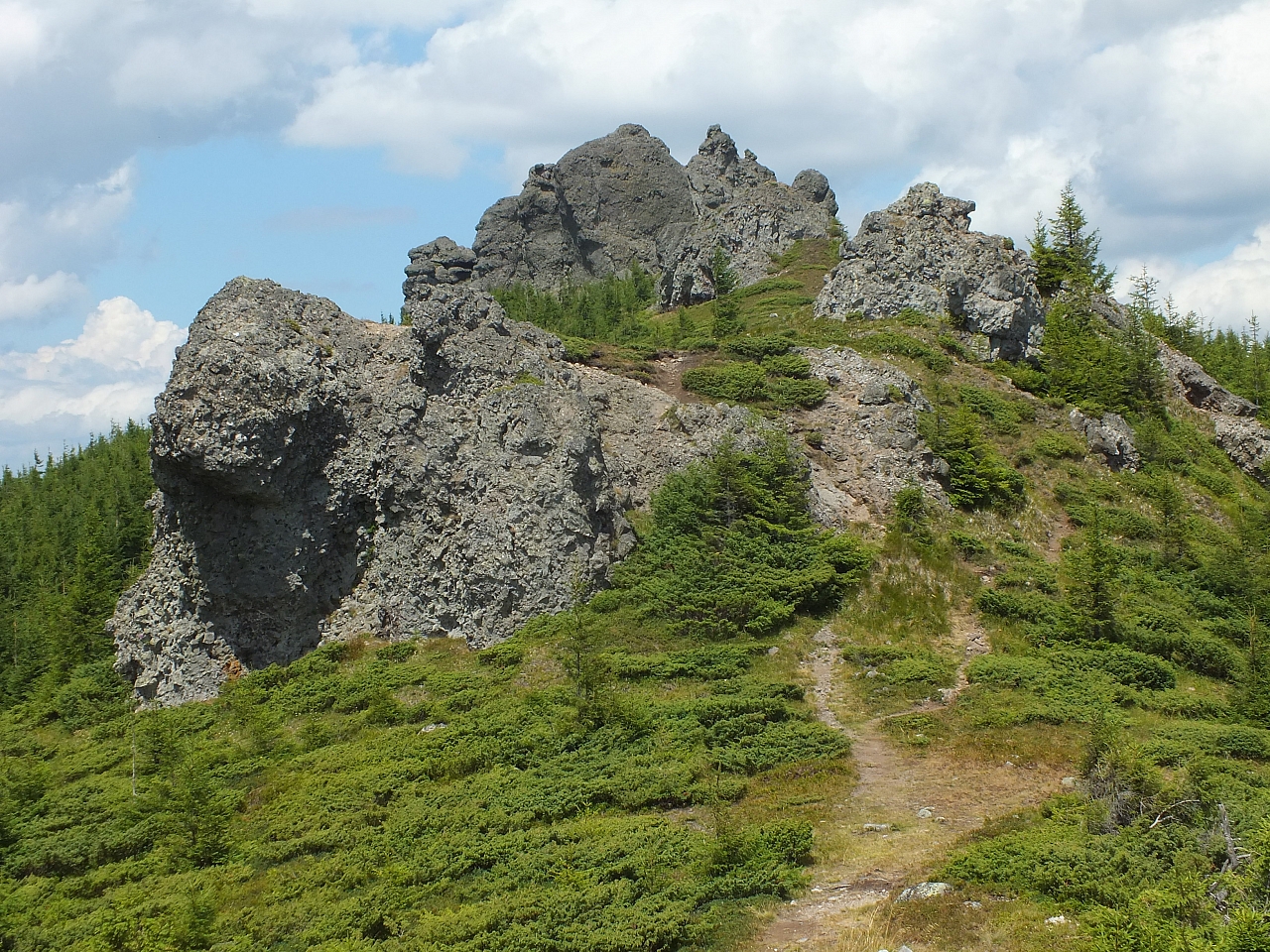 &copy; R.Thiel
09.08.2012 13:04:42
Munții Călimani (09.08.2012)
Rumänien 2012
Rumänienfotos