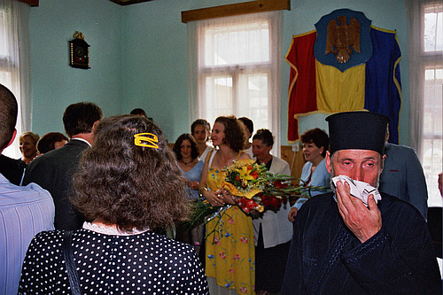 © <a href='http://rtol.de' title='Dynamische Webseiten mit (X)HTML, PHP, MySQL und CSS für Ihren Internet-Auftritt' target='_blank'>Thiel-IT</a>
Orthodoxe Hochzeit
August 2002
Rumänienfotos