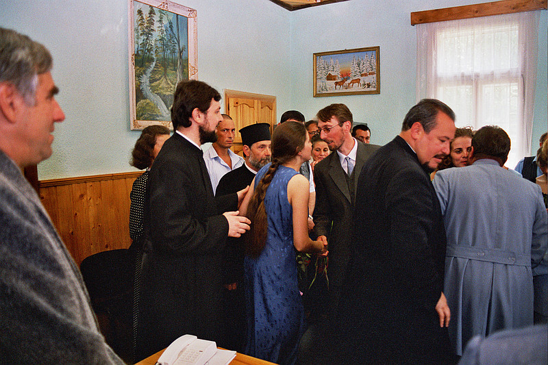 © <a href='http://rtol.de' title='Dynamische Webseiten mit (X)HTML, PHP, MySQL und CSS für Ihren Internet-Auftritt' target='_blank'>Thiel-IT</a>
Orthodoxe Hochzeit
August 2002
Rumänienfotos