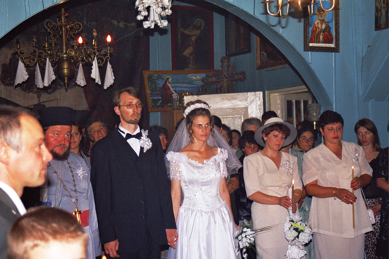 © <a href='http://rtol.de' title='Dynamische Webseiten mit (X)HTML, PHP, MySQL und CSS für Ihren Internet-Auftritt' target='_blank'>Thiel-IT</a>
Orthodoxe Hochzeit
August 2002
Rumänienfotos