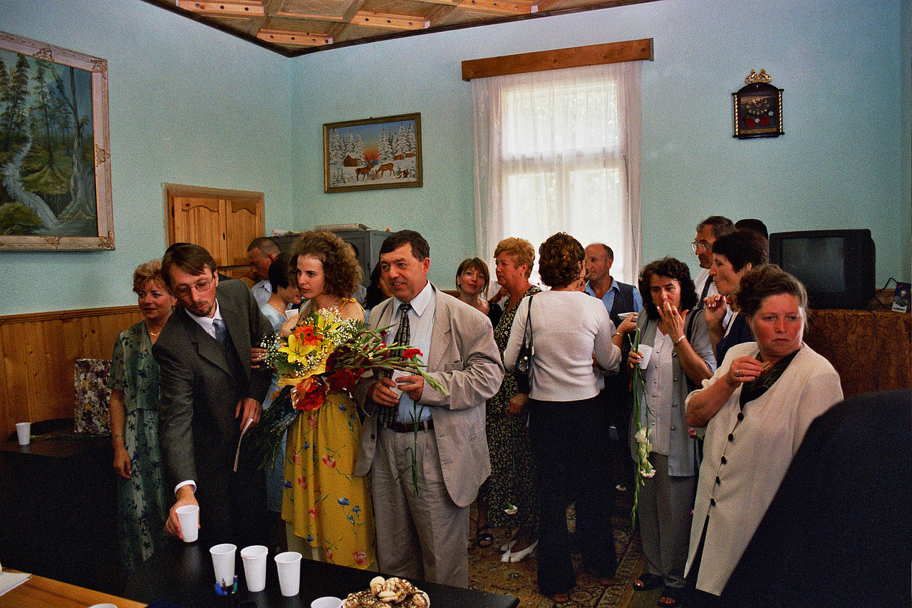© <a href='http://rtol.de' title='Dynamische Webseiten mit (X)HTML, PHP, MySQL und CSS für Ihren Internet-Auftritt' target='_blank'>Thiel-IT</a>
Orthodoxe Hochzeit
August 2002
Rumänienfotos
