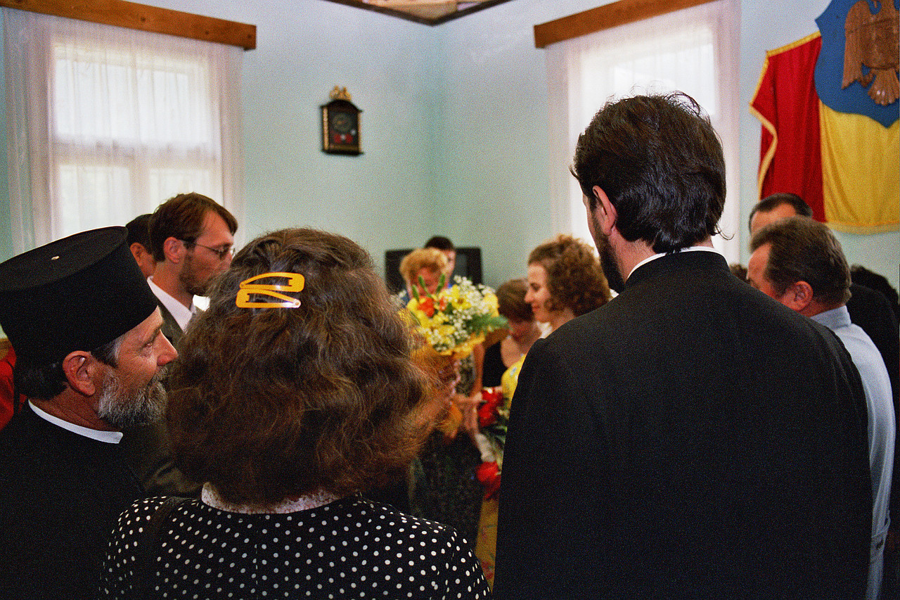 © <a href='http://rtol.de' title='Dynamische Webseiten mit (X)HTML, PHP, MySQL und CSS für Ihren Internet-Auftritt' target='_blank'>Thiel-IT</a>
Orthodoxe Hochzeit
August 2002
Rumänienfotos