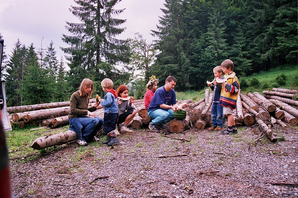 © R.Thiel
Die Kinder
August 2002
Rumänienfotos