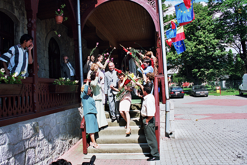 © R.Thiel
Standesamt (Primărie/Rathaus)
Hochzeit in Sinaia/Buşteni/Bucegi
Rumänienfotos