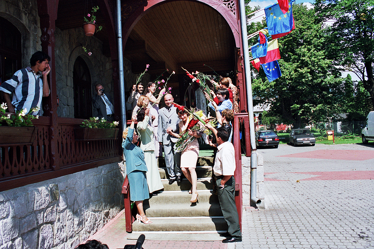 © R.Thiel
Standesamt (Primărie/Rathaus)
Hochzeit in Sinaia/Buşteni/Bucegi
Rumänienfotos