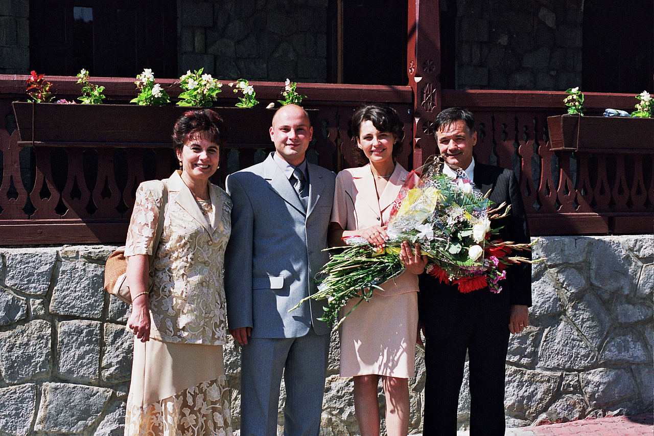 © R.Thiel
Standesamt (Primărie/Rathaus)
Hochzeit in Sinaia/Buşteni/Bucegi
Rumänienfotos