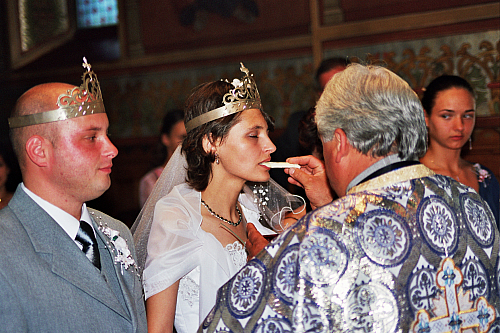 © R.Thiel
Kirche (Biserica)
Hochzeit in Sinaia/Buşteni/Bucegi
Rumänienfotos