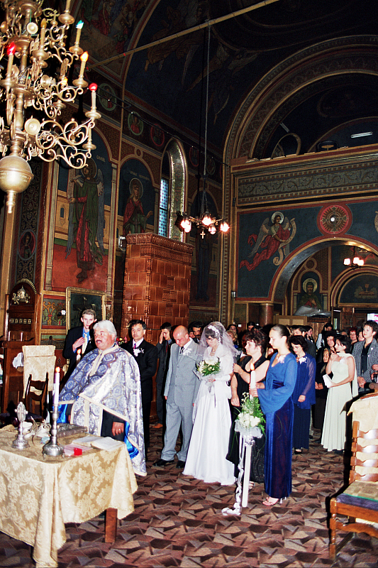 © R.Thiel
Kirche (Biserica)
Hochzeit in Sinaia/Buşteni/Bucegi
Rumänienfotos