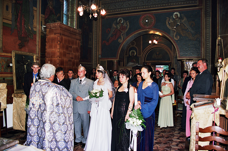 © R.Thiel
Kirche (Biserica)
Hochzeit in Sinaia/Buşteni/Bucegi
Rumänienfotos