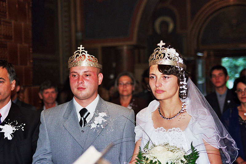 © R.Thiel
Kirche (Biserica)
Hochzeit in Sinaia/Buşteni/Bucegi
Rumänienfotos