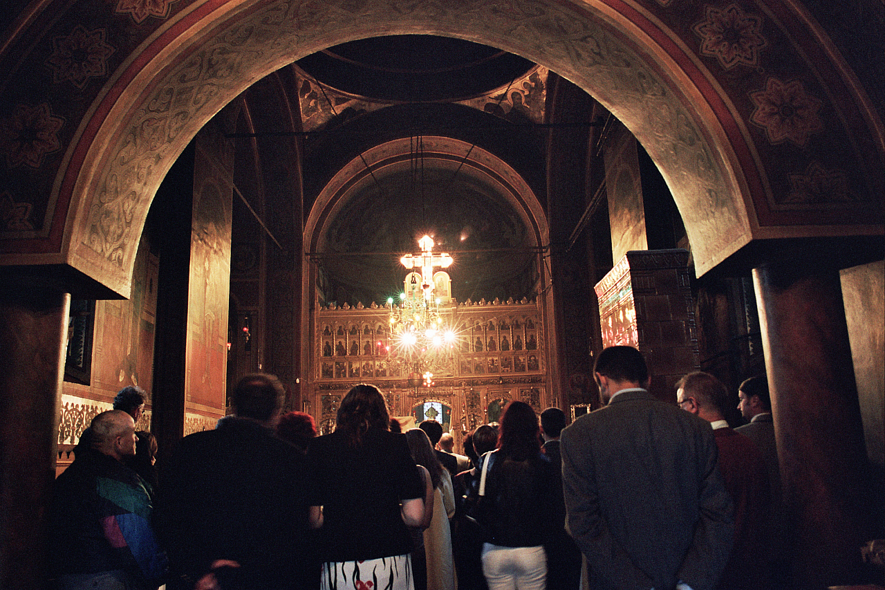 © R.Thiel
Kirche (Biserica)
Hochzeit in Sinaia/Buşteni/Bucegi
Rumänienfotos